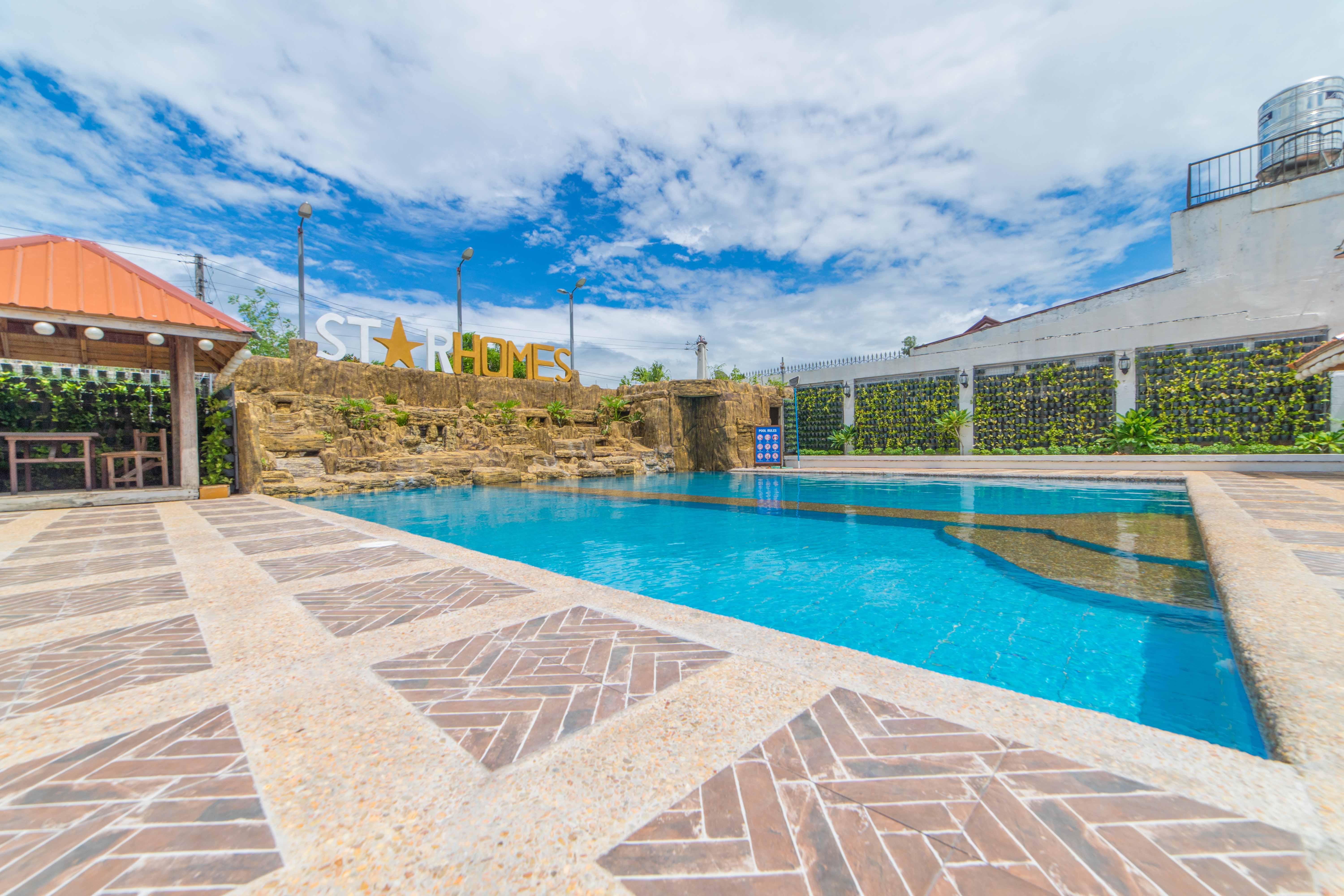 Reddoorz Plus @ Starhomes Olivianville Tarlac City Екстер'єр фото