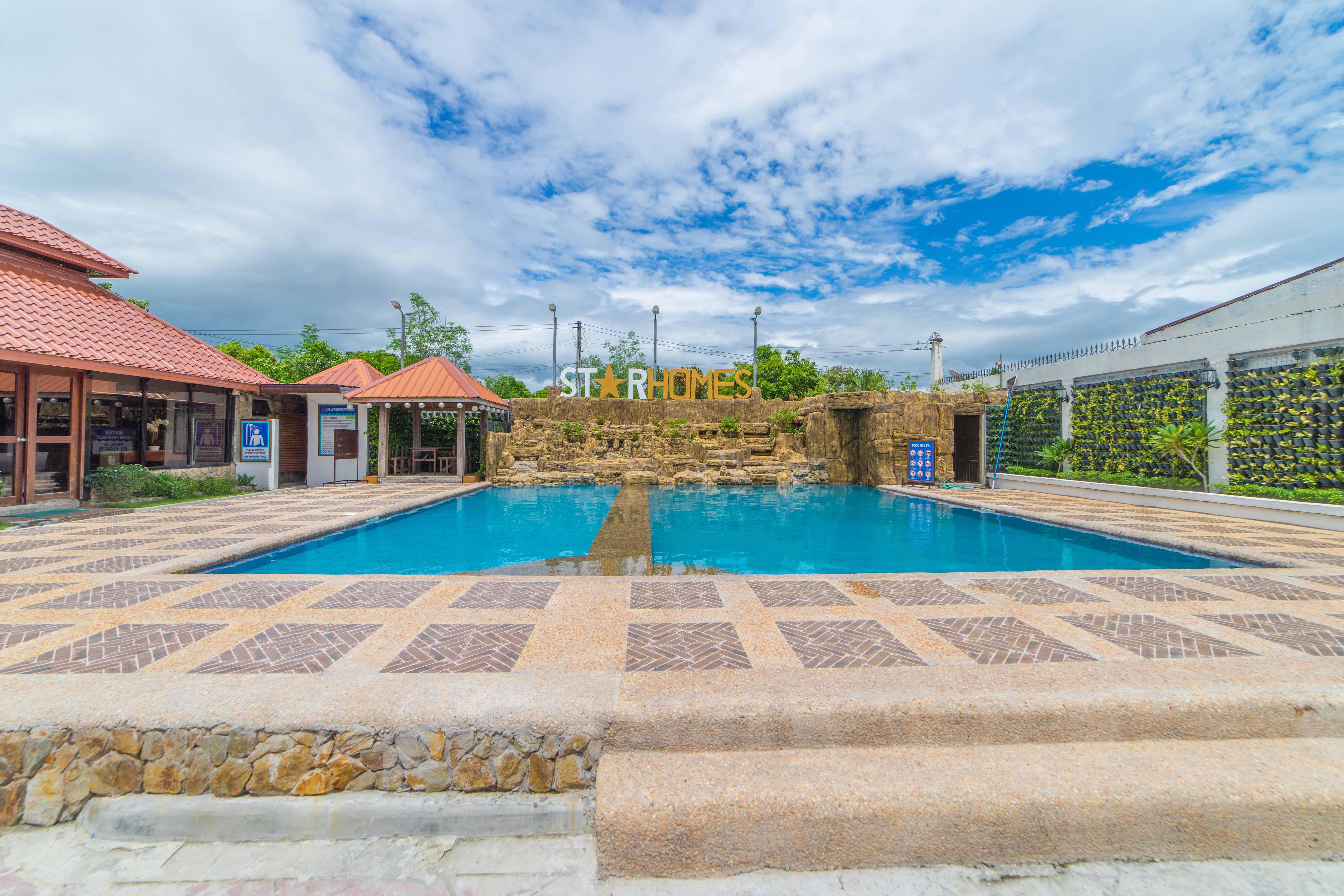 Reddoorz Plus @ Starhomes Olivianville Tarlac City Екстер'єр фото