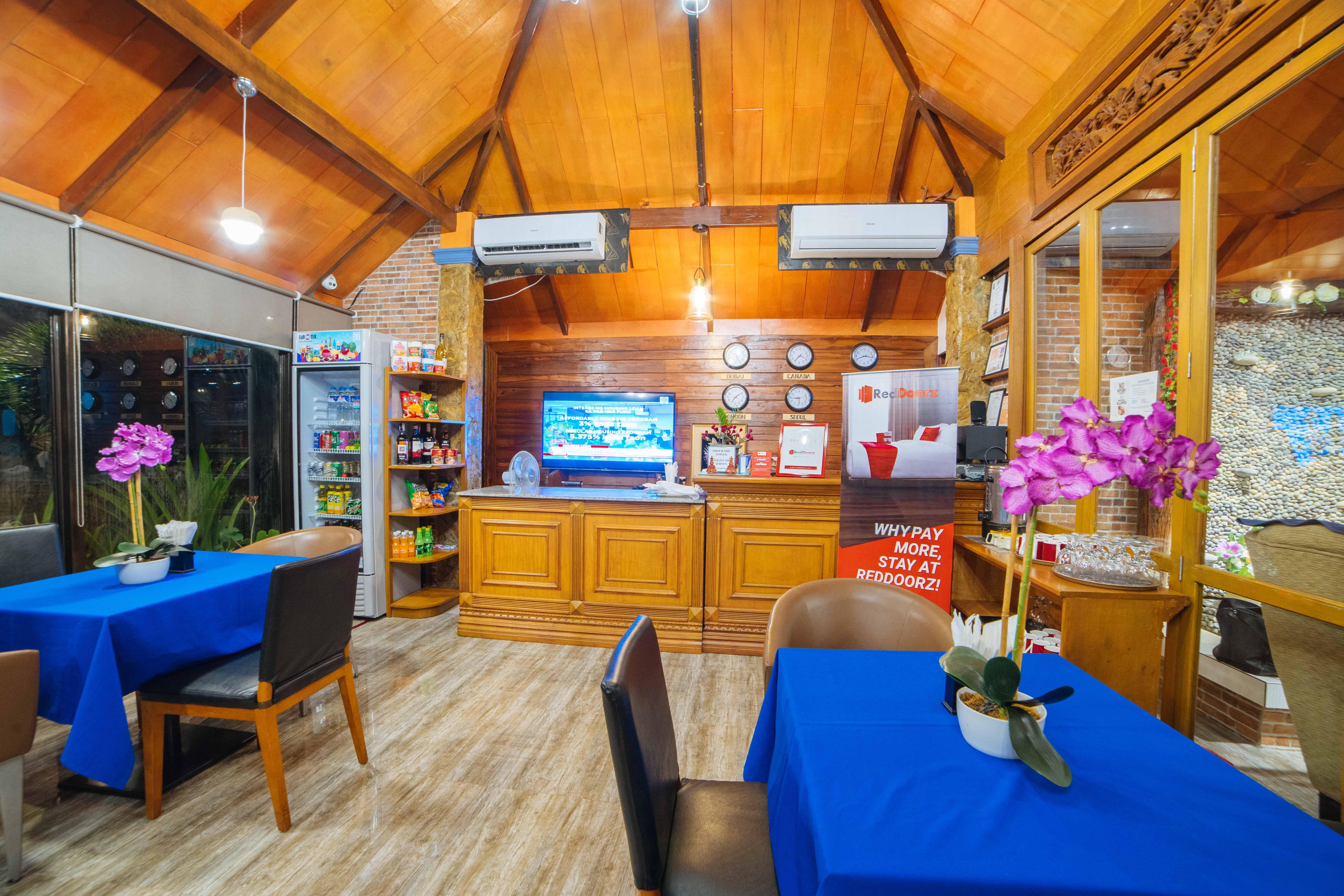 Reddoorz Plus @ Starhomes Olivianville Tarlac City Екстер'єр фото
