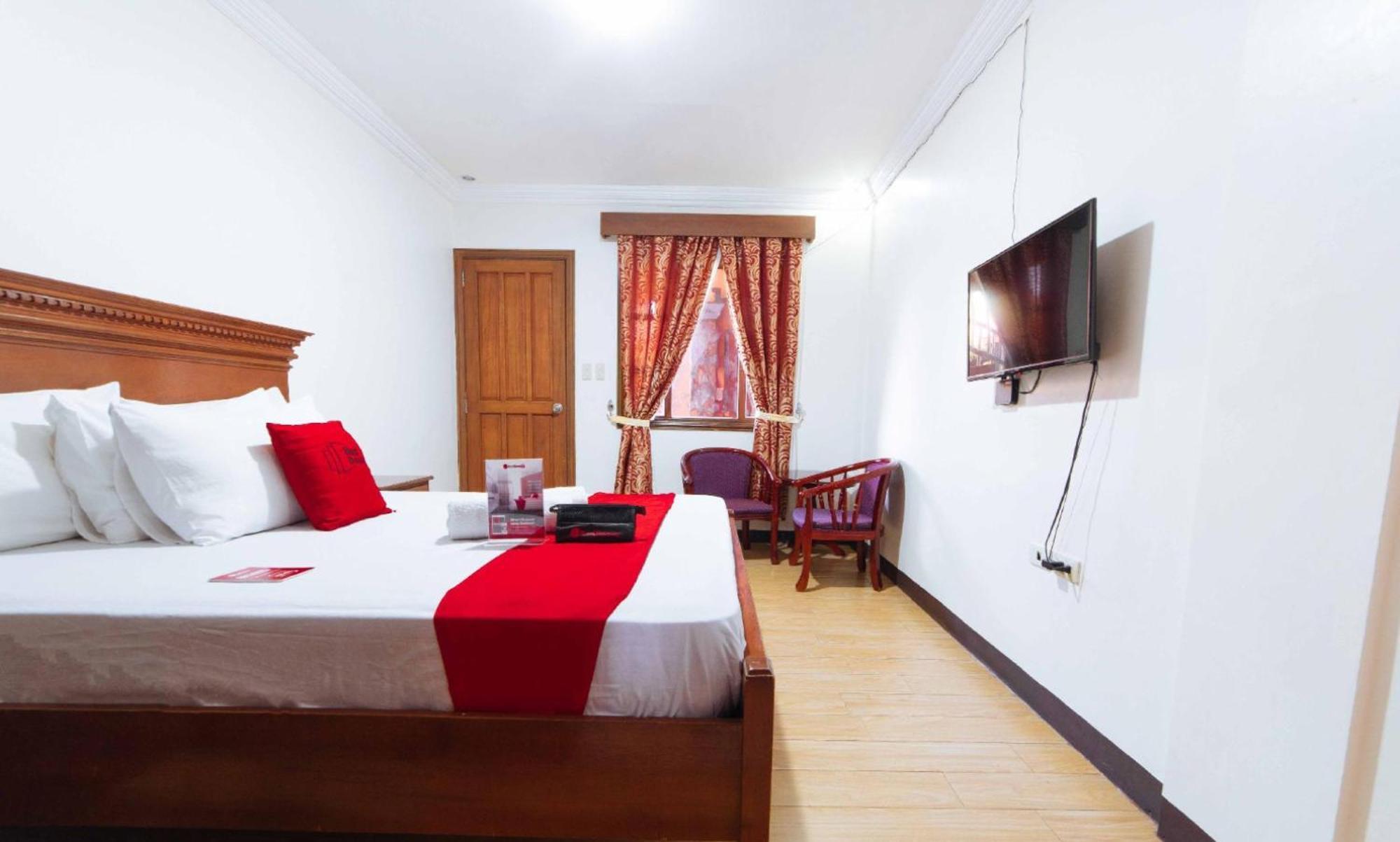 Reddoorz Plus @ Starhomes Olivianville Tarlac City Екстер'єр фото