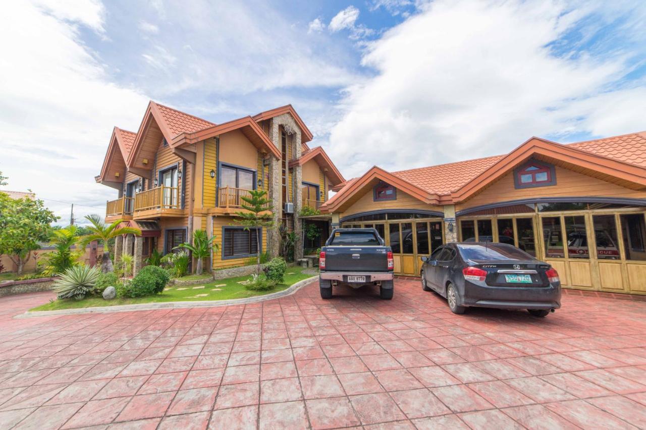 Reddoorz Plus @ Starhomes Olivianville Tarlac City Екстер'єр фото