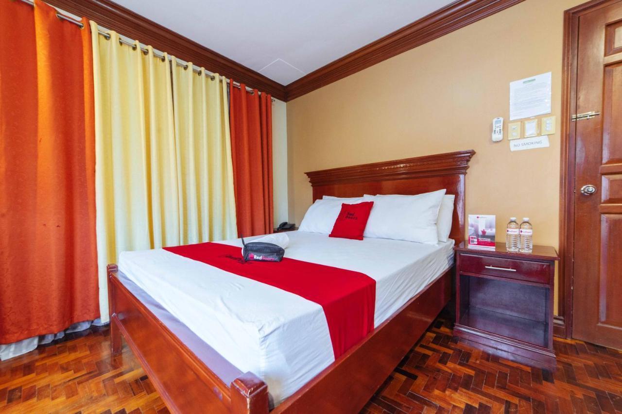 Reddoorz Plus @ Starhomes Olivianville Tarlac City Екстер'єр фото